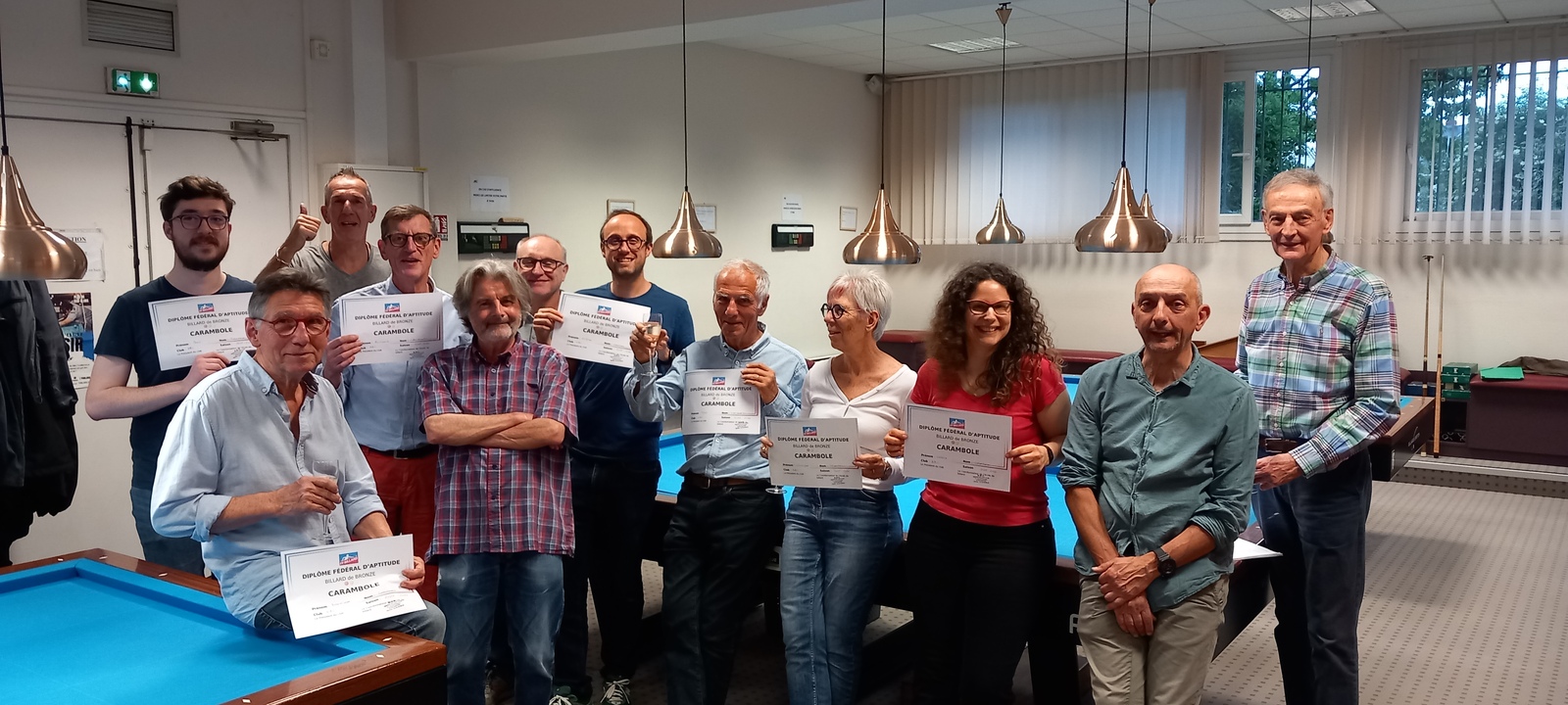 Billard de bronze : 8 essais transformés !